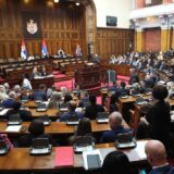 Sednica Skupštine o izmenama i dopunama zakona o ministarstvima: Poslanici opozicije posle podne kritikovali predlog o 25 ministarstava 9