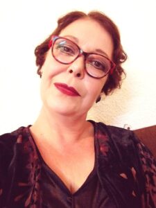 “Žene više neće da ćute i trpe. One dižu svoj glas protiv svake vrste nasilja”: Biljana Keskenović, glumica iz Sombora u poseti Vranju 2 “Žene više neće da ćute i trpe. One dižu svoj glas protiv svake vrste nasilja”: Biljana Keskenović, glumica iz Sombora u poseti Vranju 2