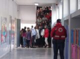 Kako je izgledala vežba evakuacije u slučaju zemljotresa u OŠ "Svetozar Marković" u Beogradu (FOTO) 4