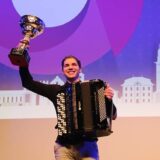Student kragujevačkog FILUM-a pobednik Svetskog kupa za harmoniku 4