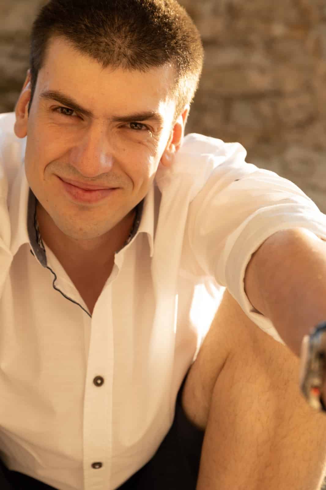 Glumac Jovan Jovanović: U Trebinju ne preskakati kafu ispod platana, obilazak Tvrdoša i Hercegovačke Gračanice 2