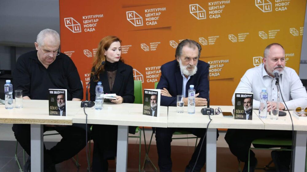 Održana promocija knjige "Ožiljci života" Vuka Draškovića: Podsećanje i testament nekoga ko je istoriji svedočio i istoriju stvarao 1