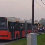 Gužva na Zrenjaninskom putu: Vozila se usporeno kreću, deo građana se uputio peške 6