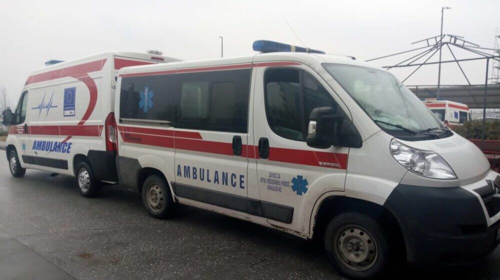 Hitna pomoć u Kragujevcu intervenisala 12 puta na javnim mestima i zbog saobraćajne nesereće u Korićanima 1