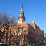 ZLF: Gradska kuća u Subotici i dalje predstavlja rizik za bezbednost prolaznika i korisnika 11