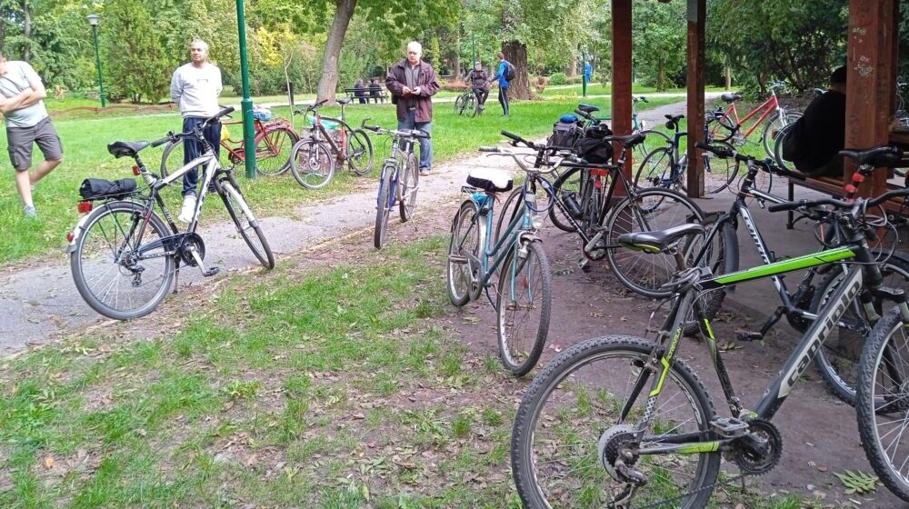 U Subotici zajednička biciklistička vožnja i akcija čišćenja Radanovačke šume 1