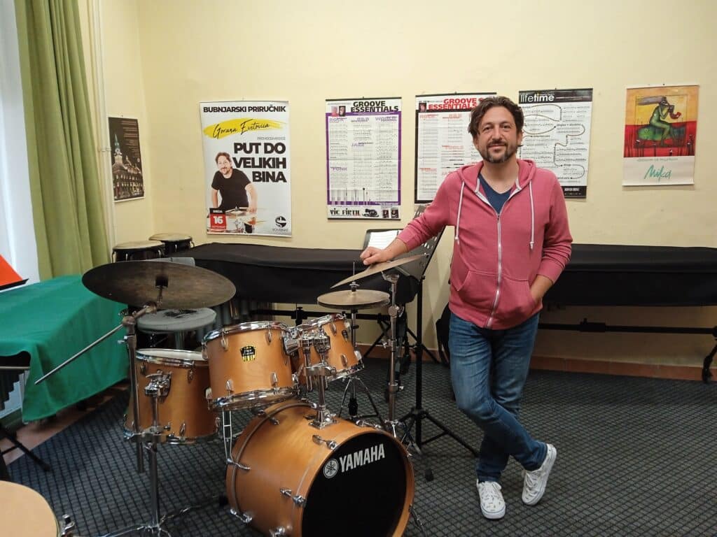 "Ja bih ovo i džaba radio": Goranov put od tinejdž svirki do stvaranja mladih bubnjara 2