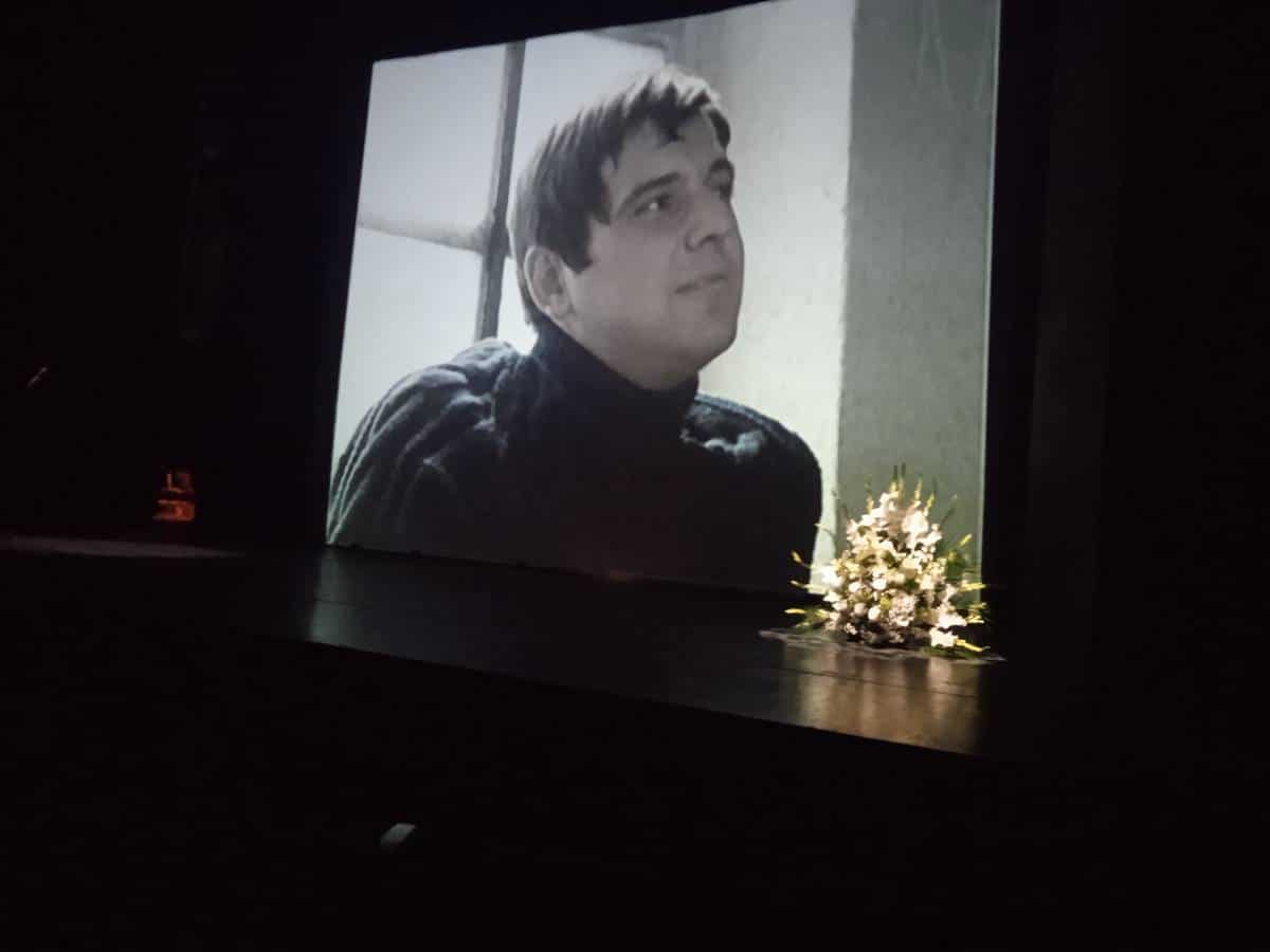 Pljesak i knedle u grlu na komemoraciji glumcu Branku Cvejiću 2