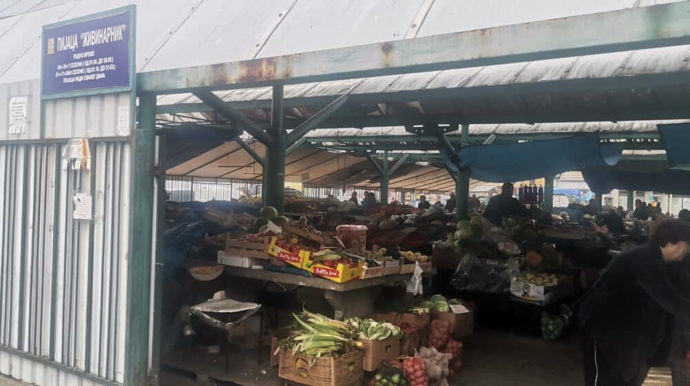 Reporterka Danasa na šabačkoj pijaci posle trovanja građana pečurkama: Gljiva ni za lek, a svi imaju naknadnu pamet 1