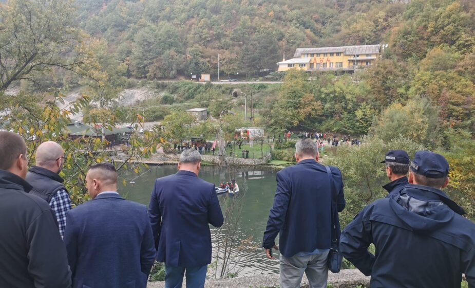 Ivan Nikolić, urednik agencije RINA koja je upozoravala da je most s kojeg su pali turisti opasan: Daske su bile dotrajale 1