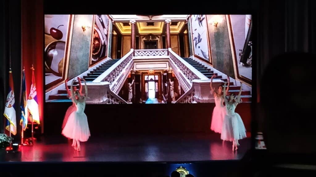 "Vučić i Gašić su prolazni, služba je večna": Kako je izgledala proslava 123 godišnjice kontinuiteta BIA? 6 "Vučić i Gašić su prolazni, služba je večna": Kako je izgledala proslava 123 godišnjice kontinuiteta BIA? 11