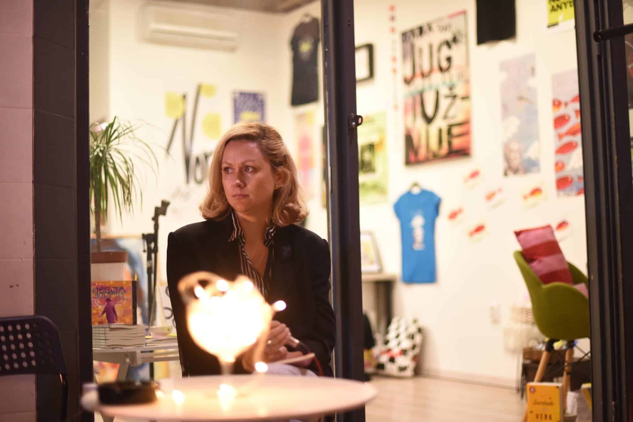 Naučili su nas da je naš stomak sveto mesto i da ne smemo da ga uprljamo profesionalnim ambicijama 2 Naučili su nas da je naš stomak sveto mesto i da ne smemo da ga uprljamo profesionalnim ambicijama 2