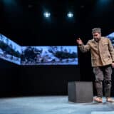 Nenadu Jezdiću Zlatna kolajna za monodramu "Knjiga o Milutinu" 2