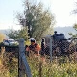 Mašine čiste teren na Šodrošu: Porušena ograda, stigao Ćuta, kordon policije ne dozvoljava prolaz (VIDEO) 2