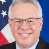 Ambasador Marfi: Izađite i glasajte, kažite svojim liderima šta mislite o njima 5