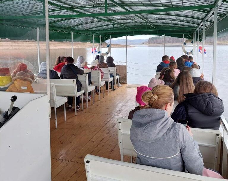 Zašto je ovog leta stala lađa vlasinskog kapetana: Tužna Zoranova priča 3 Zašto je ovog leta stala lađa vlasinskog kapetana: Tužna Zoranova priča 3