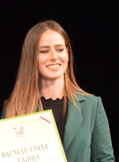 Ko su nagrađeni najvišim priznanjima za Dan Užica i kakve poruke su Užičanima preneli Vučićevi emisari (FOTO) 12