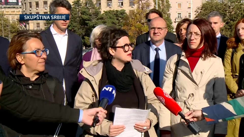 Aktivistima "Šodroš survivor kampa" zabranjen ulazak u Skupštinu Srbije, na ulici pročitali svoje zahteve 1