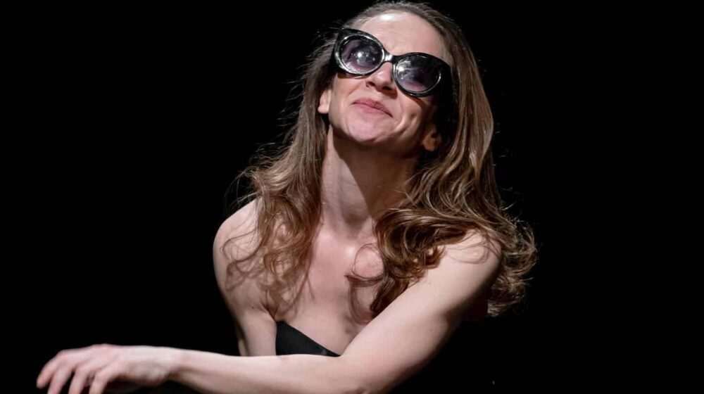 Mariji Medenici za „Neodustajanje” glavna nagrada festivala „Be:femon” 1