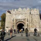 Skoro 200 Roma u Nišu pet meseci živi u mraku: EDS odbija da im priključi struju dok ne ispune uslove 5