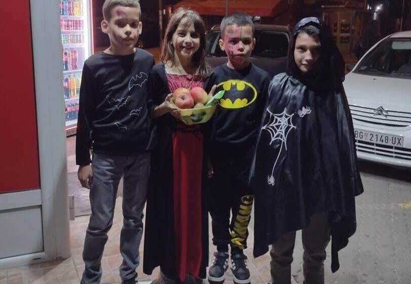 Trick or treat zaživeo i na Vašarištu: Noć veštica u Kragujevcu 1