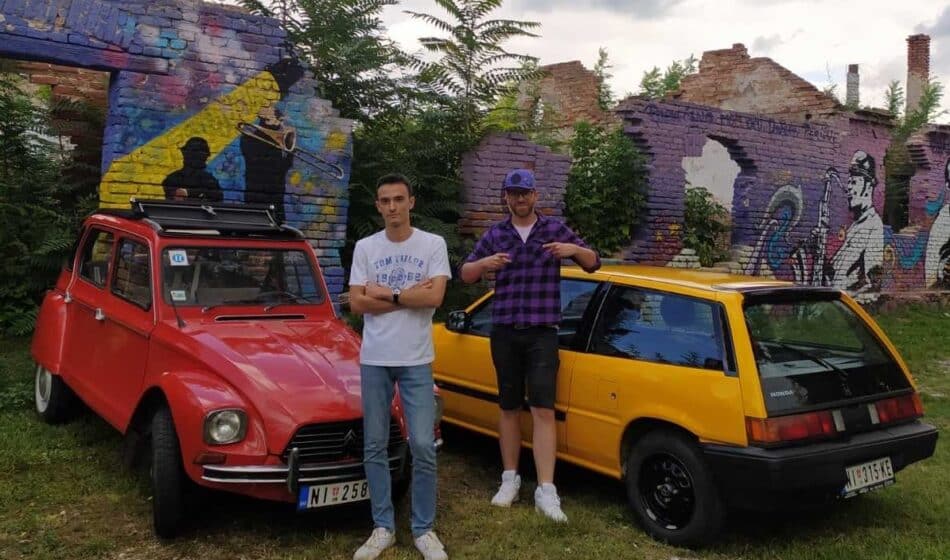 Dvojica Nišlija slučajno se sreli kod automehaničara i shvatili da imaju istu strast: Sada su nerazdvojni u svom hobiju 1