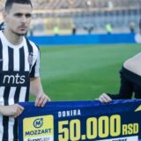 Kristijan Belić i Mozzart humani zajedno: Vezista Partizana novac usmerio za lečenje Mirka Topića 9