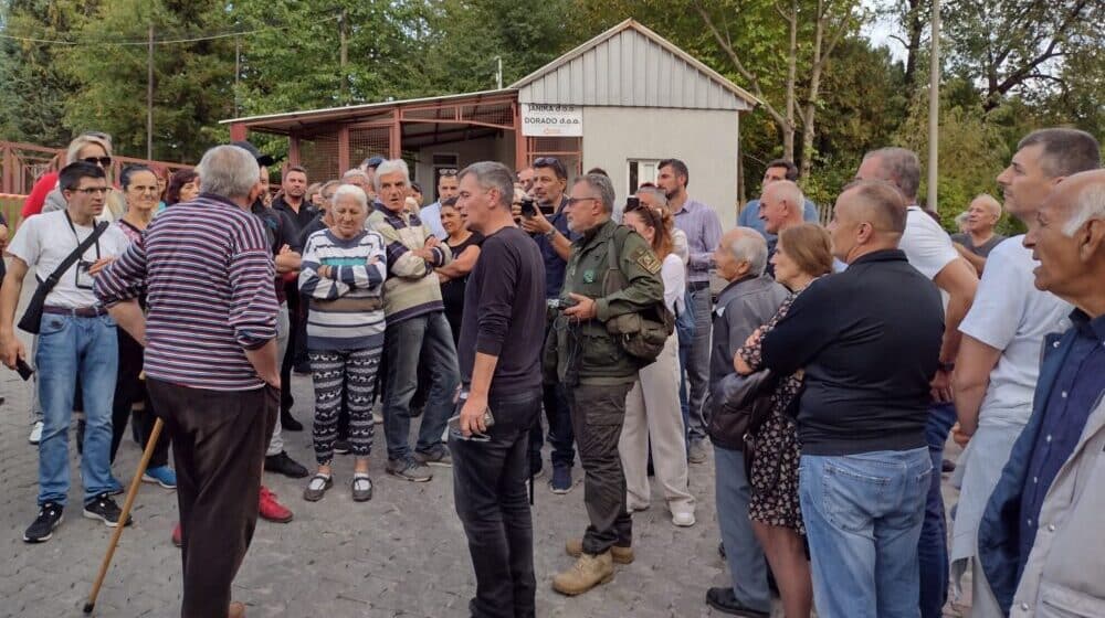 Vlasnik fabrike peleta „Dorado” u Kragujevcu obećao smanjenje zagađenja, grad obećao pomoć oko preseljenja 1