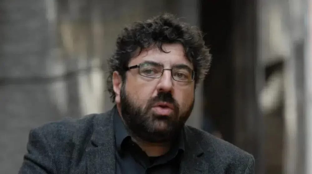 Odbrana Veljka Belivuka otvorila mnoge zaboravljene teme: Radomir Lazović postavio nezgodna pitanja ministru Vulinu i tužiteljki Dolovac 1