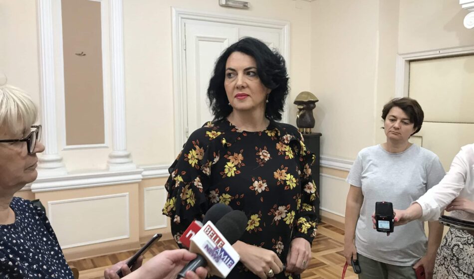 Bivša gradonačelnica Niša dobiće i naknadu štete zbog neiskorišćenog odmora: Podrška za odluku i iz opozicione GG "Dr Dragan Milić" 1