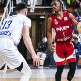 Fenomenalni Trent Frejžer razbio Budućnost u Železniku 11