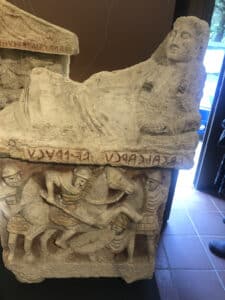 Nepremostiv je jaz između reči i stvarnosti 3 Nepremostiv je jaz između reči i stvarnosti 3