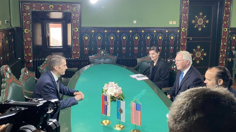 "Subotica i Palić mogu da budu odlična mesta za ulaganje": Ambasador SAD u Srbiji posetio Suboticu 1