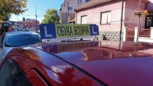 Koliko košta građane obuka u auto-školama u Srbiji: Poskupljenje samo što nije, najavljene paprene cene 2 Koliko košta građane obuka u auto-školama u Srbiji: Poskupljenje samo što nije, najavljene paprene cene 2