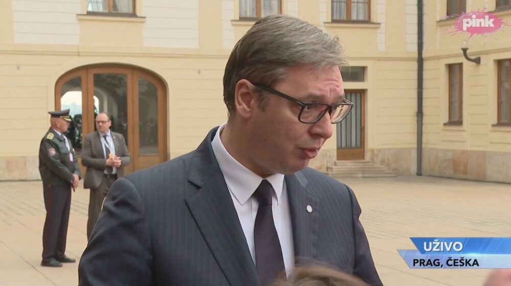 Aleksandar Vučić u obraćanju novinarima u Pragu o sankcijama EU: Hrvatska samo radila svoj posao 16