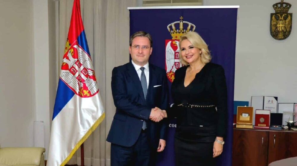 Darija Kisić predala dužnost Selakoviću 1