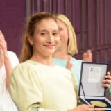 „Zoranov brk“ dobila Vanja Ejdus: Predstava „Uspavanka za Aleksiju Rajčić“ četvrtog dana festivala 14