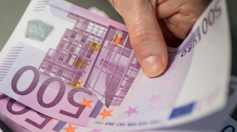 Rate kredita veće od desetak do 80 evra: Kako je rast euribora ojadio dužnike 1