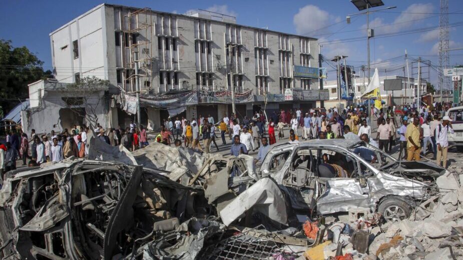 U dvostrukom bombaškom napadu u Somaliji 100 mrtvih (FOTO) 2