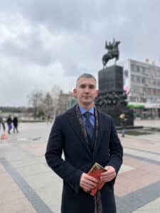 SNS u Nišu ima podršku građana od samo 18 odsto: Opozicioni poslanik tvrdi da je imao uvid u istraživanje, funkcioneri SNS da je reč o izmišljotini 2