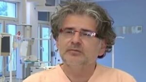 „Političkom partijom se može rukovoditi lažima, Kliničkim centrom ne“: Niška Kardiohirurgija oštrim odgovorom čelniku KC okončala „rijaliti“ povodom listi čekanja 3 „Političkom partijom se može rukovoditi lažima, Kliničkim centrom ne“: Niška Kardiohirurgija oštrim odgovorom čelniku KC okončala „rijaliti“ povodom listi čekanja 3