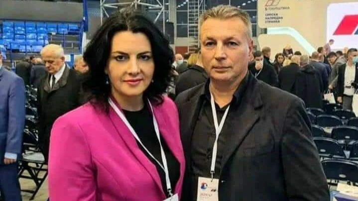 Da li su svi niški funkcioneri SNS fotografijom vukova podržali Aleksandra Vučića 1