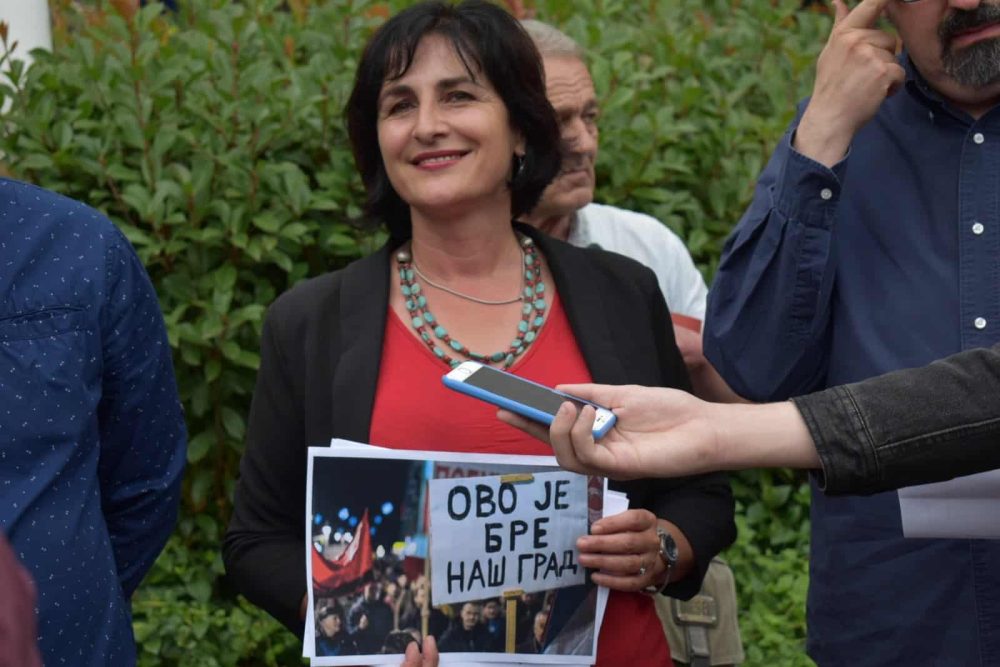 Tamara Milenković Kerković Pred Skupštinom grada uskoro Deklaracija o opstanku građana Niša: Odbornica Tamara Milenković Kerković 2