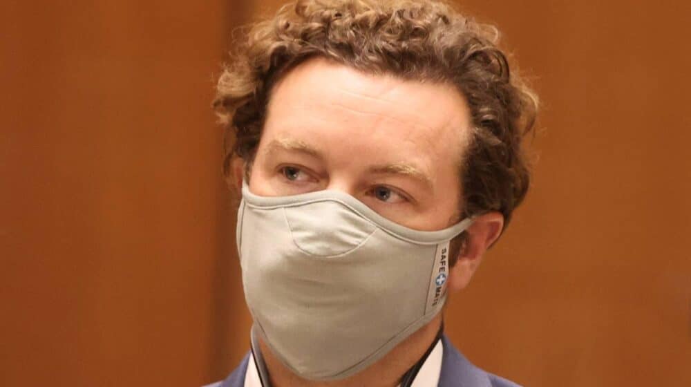 Zvezda "Veselih sedamdesetih" i visokorangirani sajentolog na optuženičkoj klupi u slučaju silovanja 1