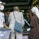 Gradonačelnik Njujorka Erik Adams proglasio vanrednu situaciju zbog velikog broja migranata 7