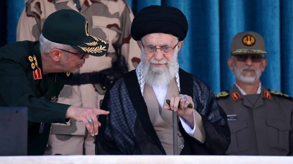 Ajatolah Hamenei: Pregovori sa SAD ne bi okončali nemire 15