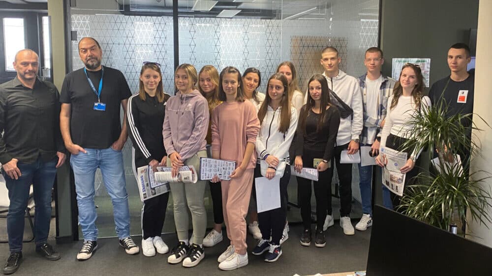 Učenici Gimnazije Lebane posetili "Danas": Planiraju pokretanje lokalnih novina za mlade 1