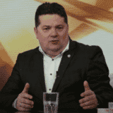 “Srbija nikom nije nanela štetu, nema ni u Severnoj Koreji džojstik”: Stevandić -“Crveni kombi”, sa kojim je SNS sklopio pakt, o izborima u Republici Srpskoj 7