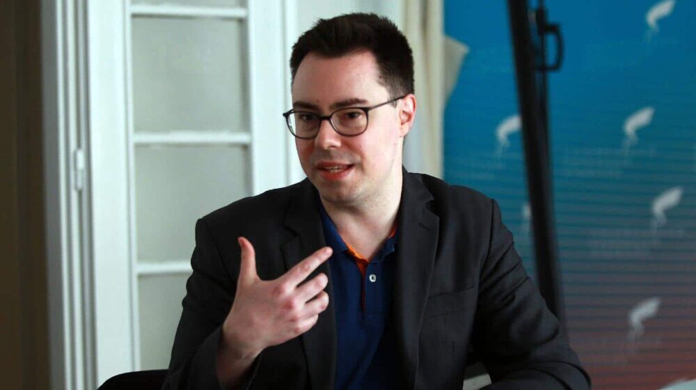 Albahari (PSG): Zabrana uvoza nafte prva direktna posledica neusklađenosti spoljne politike sa EU 1