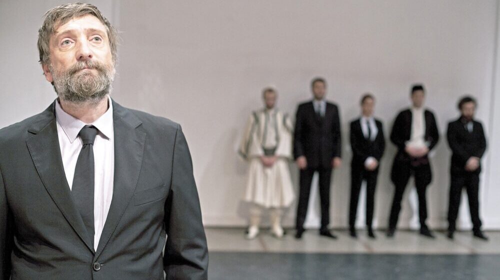 Prenosimo: Intervju reditelja i kolumniste Danasa Zlatka Pakovića hrvatskim Novostima povodom otkazivanja predstave "Pjer Paolo Pazolini režira Strašni sud" u Crnoj Gori 1